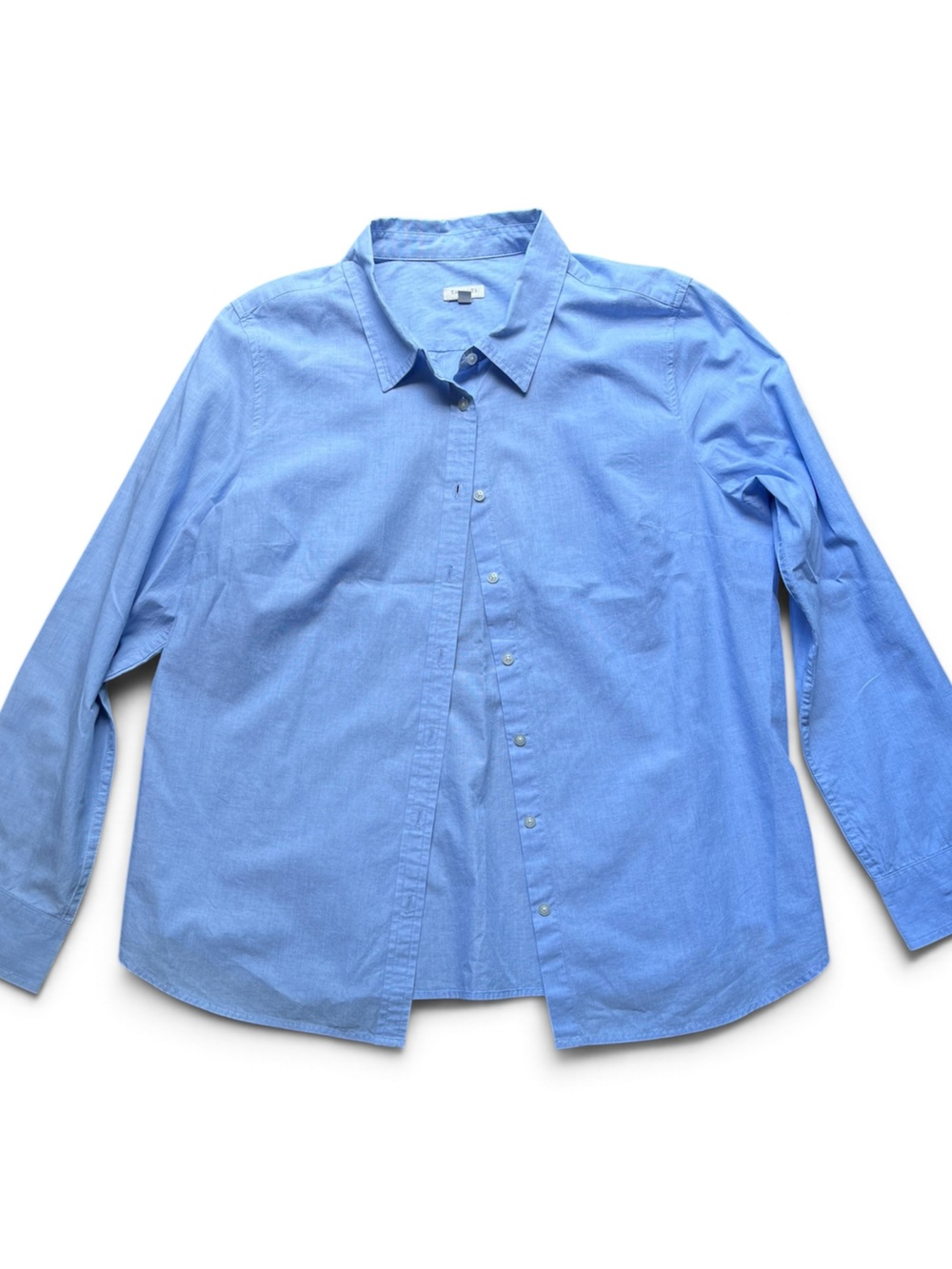 Talbots women’s size large Light Blue Button-Up Dress Shirt